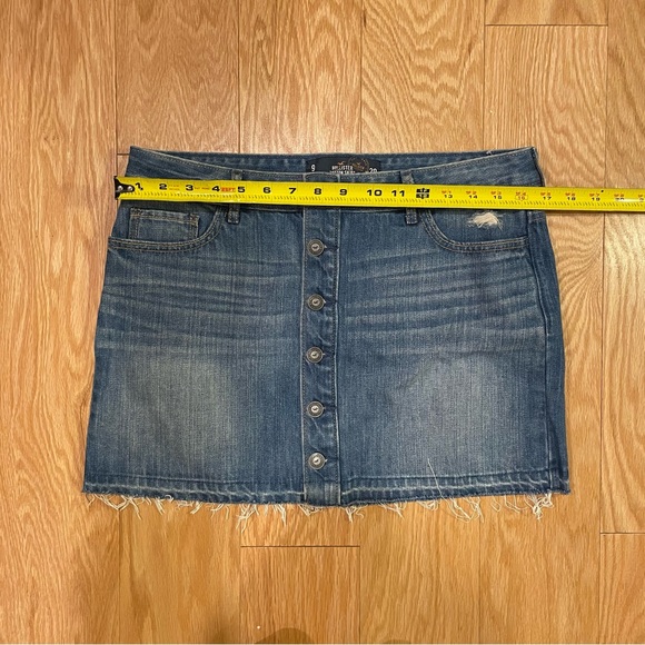 Hollister Denim Button Up Mini Skirt, Pockets and Belt Loop, Size 9, Width 29 - Picture 12 of 12